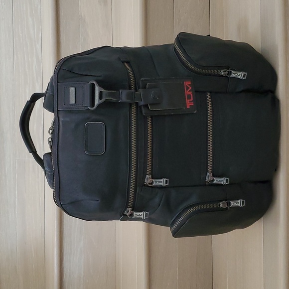 Rare Collectable: Tumi Alpha Bravo Knox Genuine Leather Backpack in Black Pole - Picture 5 of 15